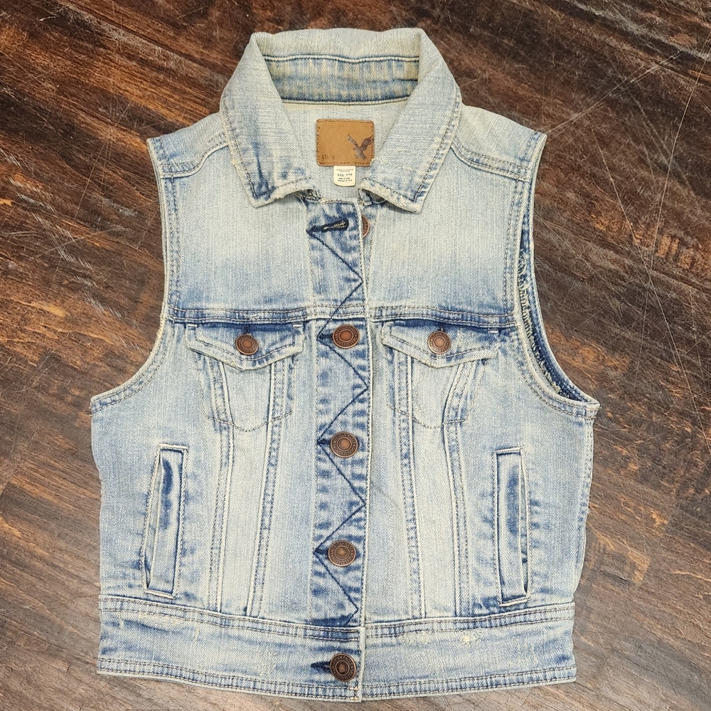 American Eagle Vest